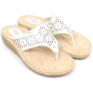 Strictly Comfort White Leather Flip Flop Thong Wedge Sandals Size 7 Vacay Cruise